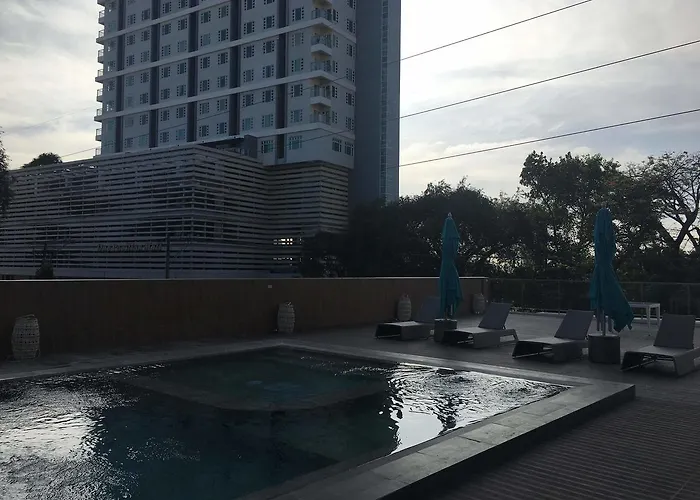 1 Bed Condominium