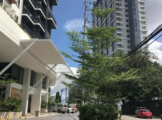Отель 1 Bed Condominium